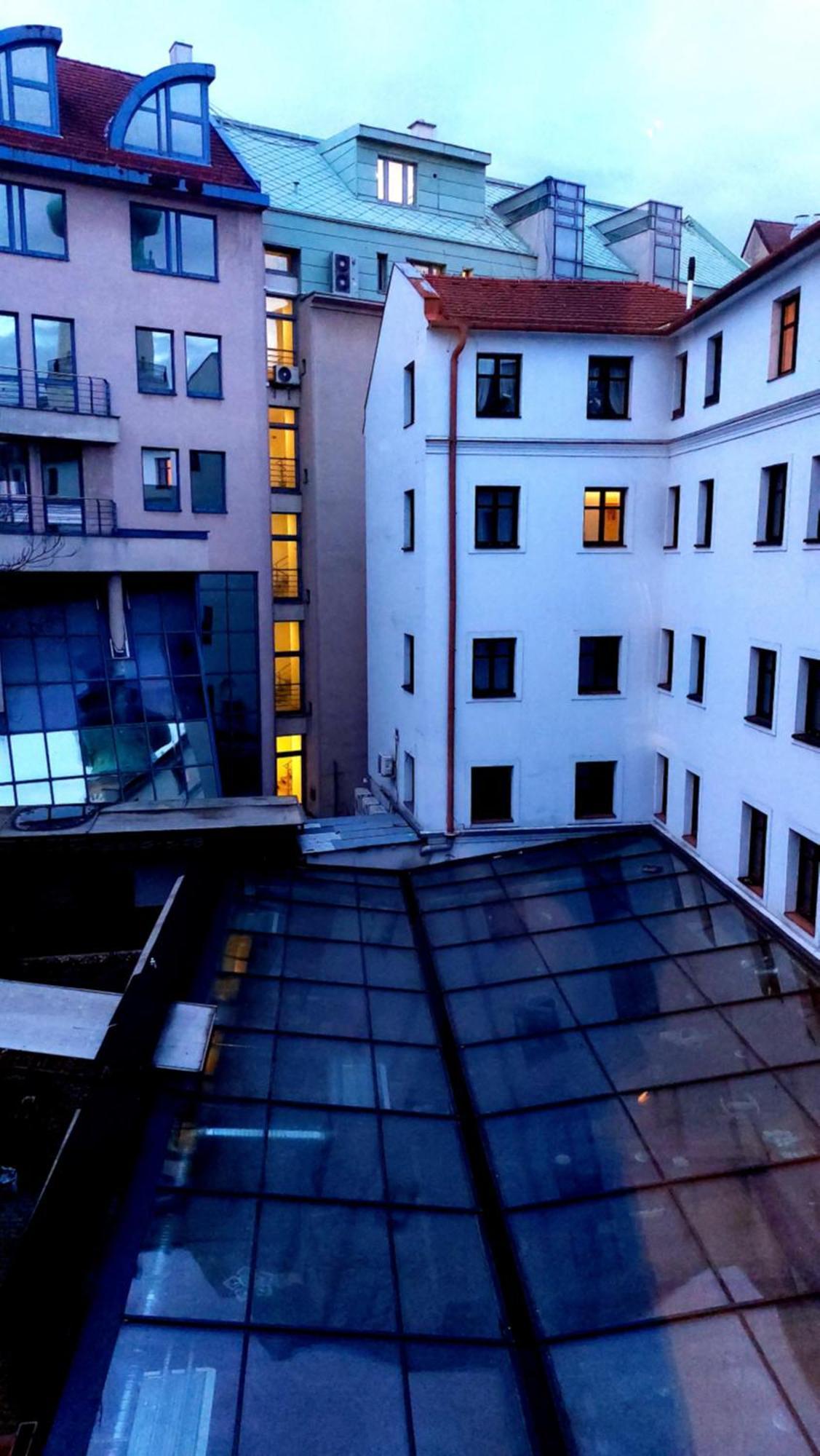 Michael'S Gate Large Apartment In A 15Th-Century Building, Old Town Bratislava Exterior foto